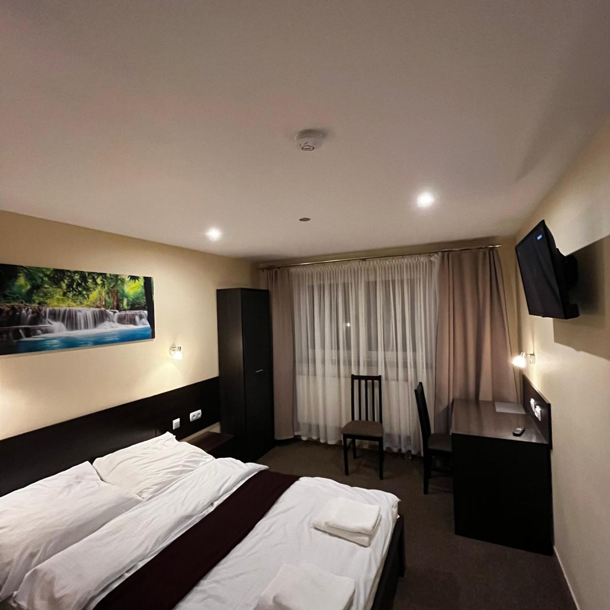 Valda House Hotell Rybie Eksteriør bilde