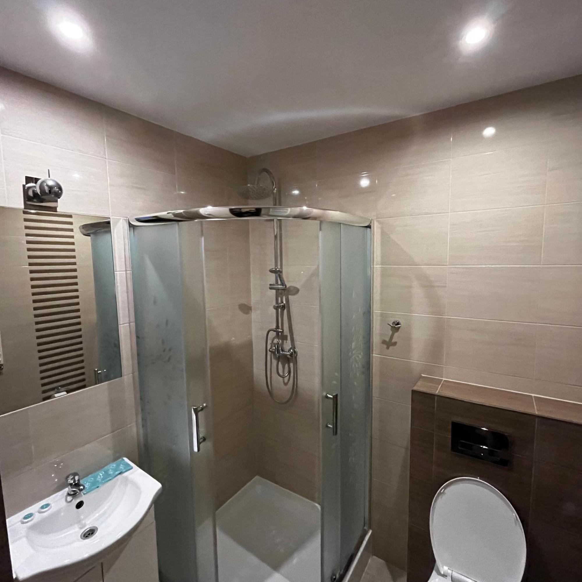 Valda House Hotell Rybie Eksteriør bilde