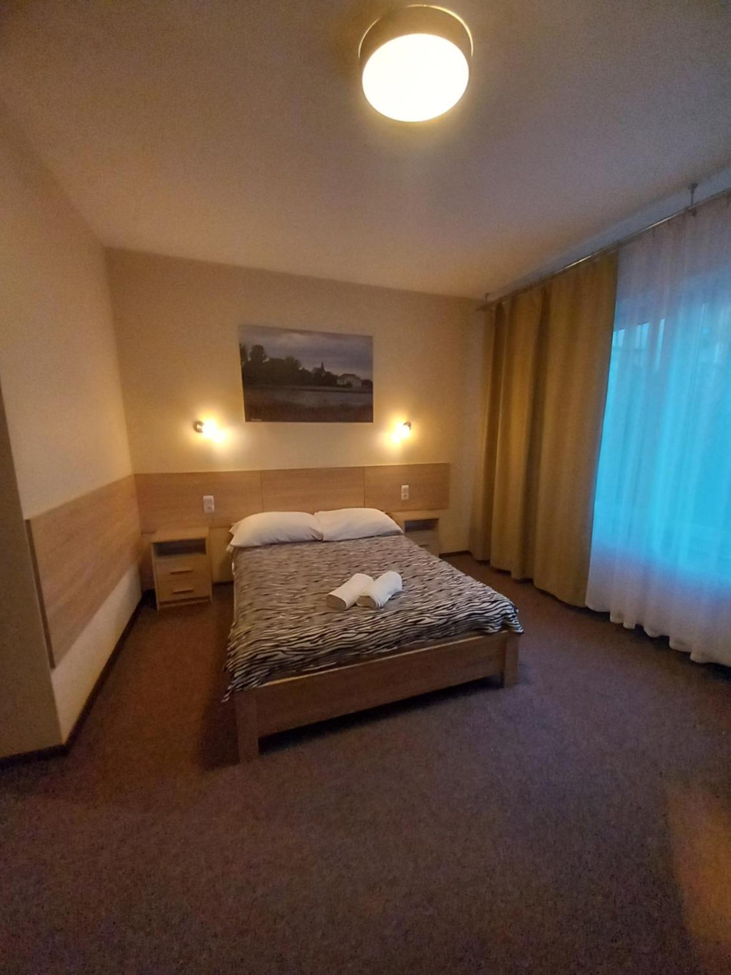 Valda House Hotell Rybie Eksteriør bilde